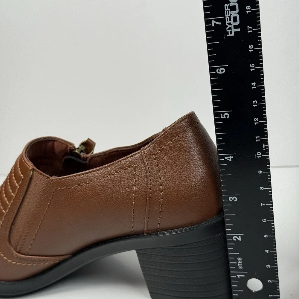 Easy Street Comfort Wave Women 9N Narrow Zipper Block Heel Shooties Grove Brown